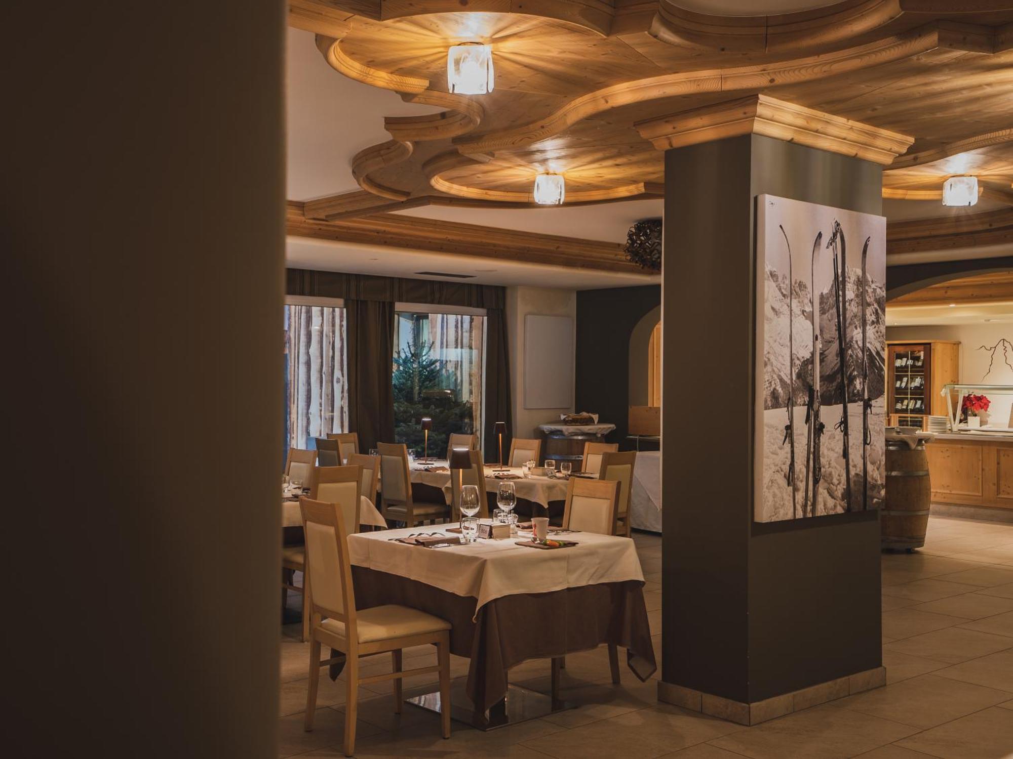 Hotel Crozzon Мадонна-ді-Кампільйо Екстер'єр фото